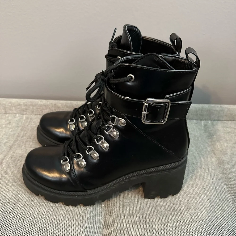 Booties - Picture 3 of 4